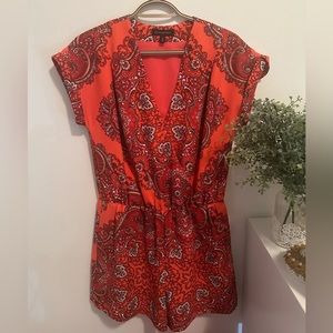 Banana Republic romper ❤️🍉